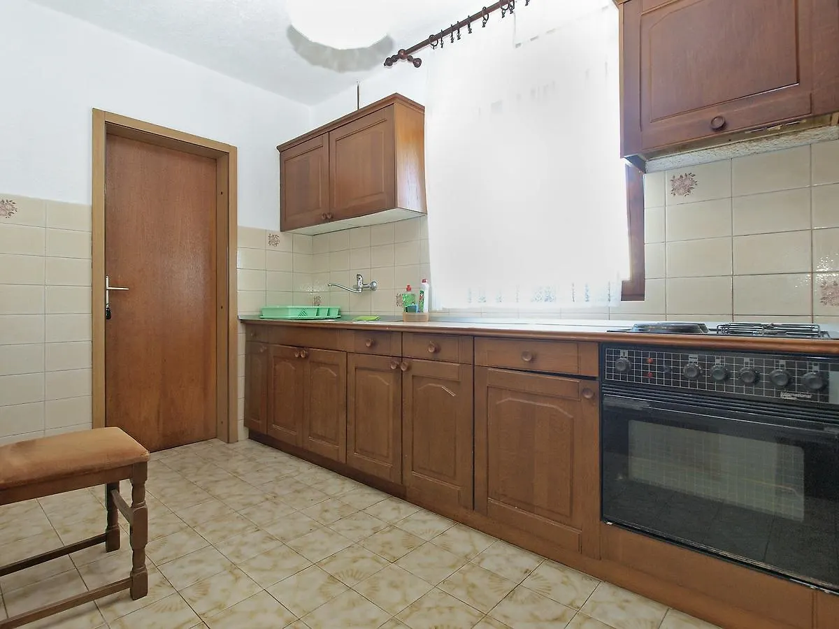 Apartments Boris 1079 Galižana